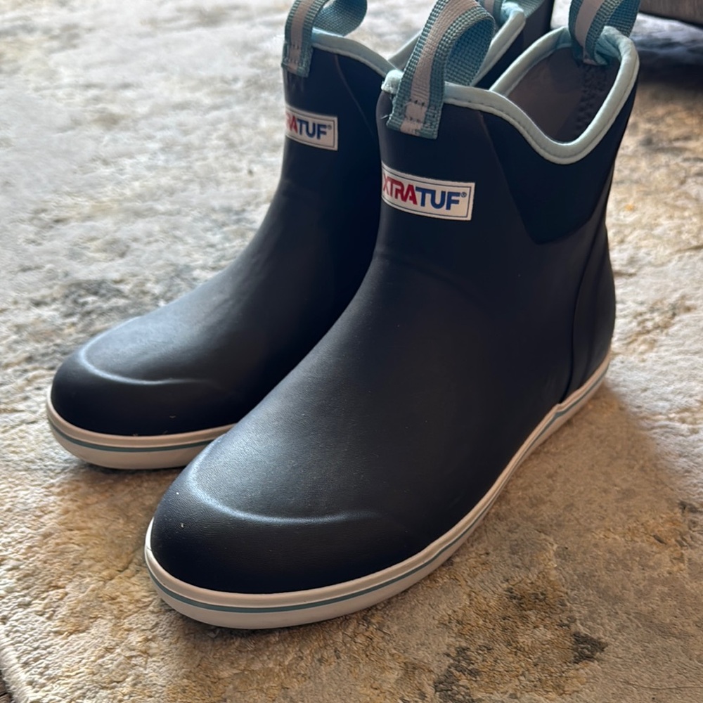 XTRATUF Black Ankle Boots